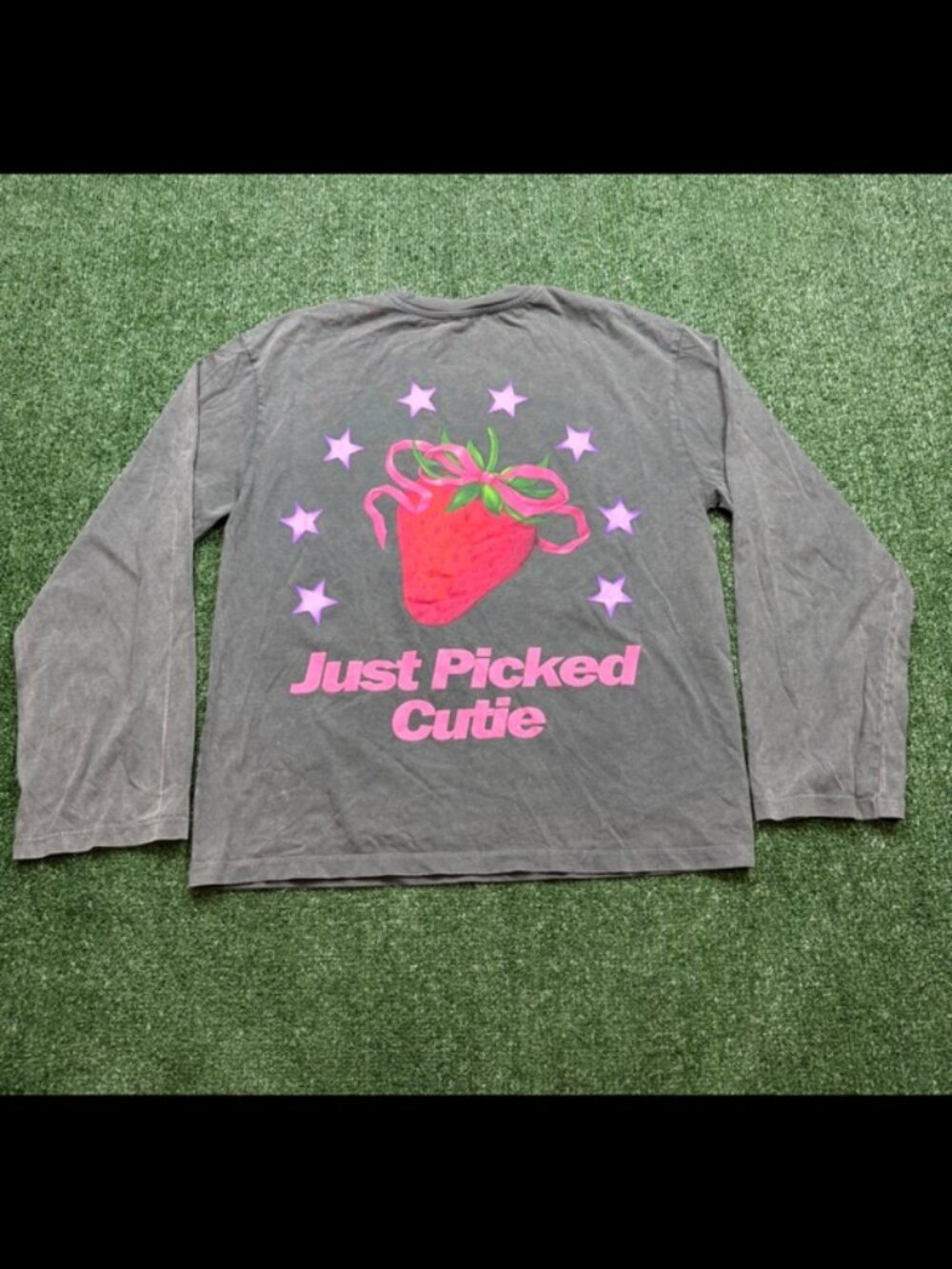 Zara T Shirt Womens Size M Gray Long Sleeve Strawberry Logo Tee